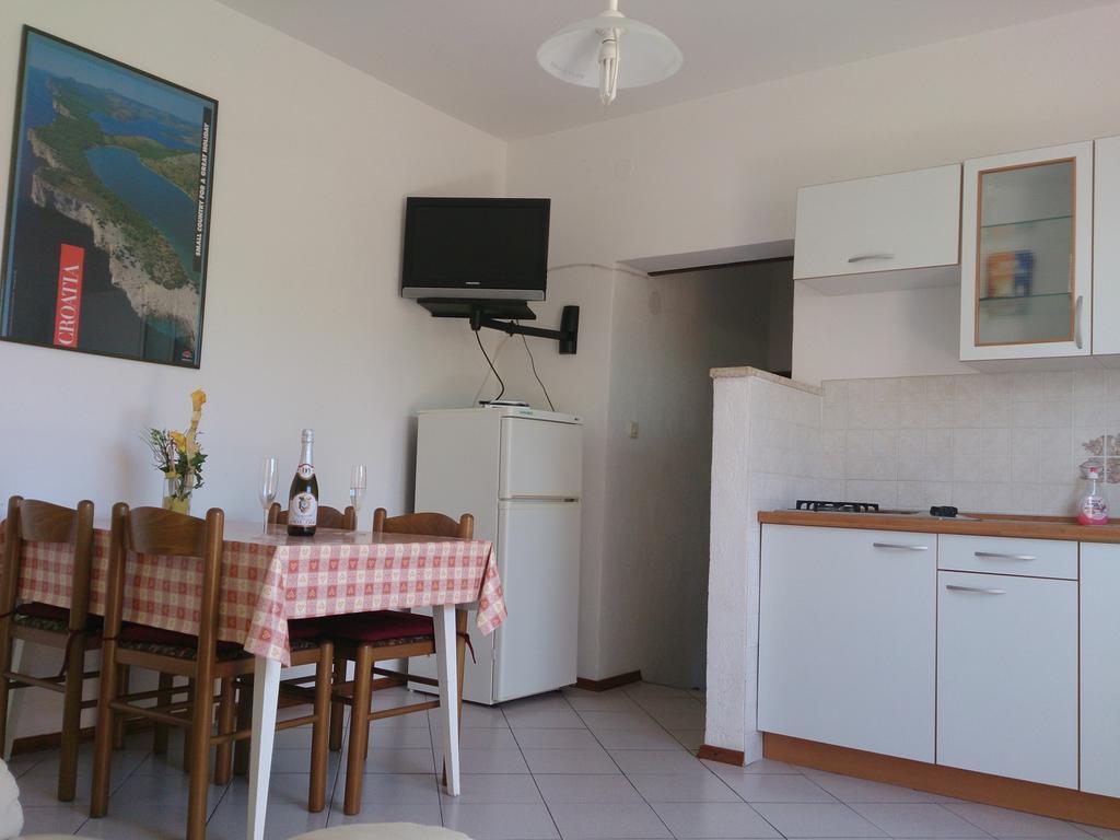 Apartments Valentino Супетарска Драга Стая снимка