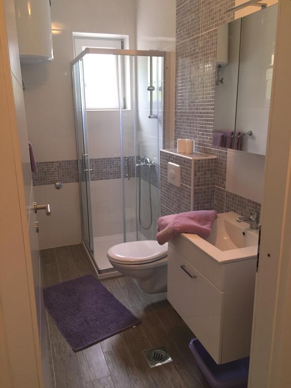 Apartments Valentino Супетарска Драга Екстериор снимка