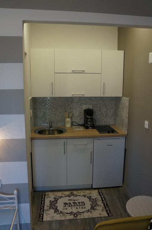 Apartments Valentino Супетарска Драга Екстериор снимка